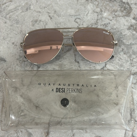 Quay High Key Mini - Picture 5 of 5